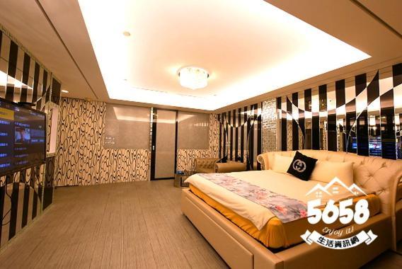 85旅行家 Apartment Kaohsiung Exterior foto
