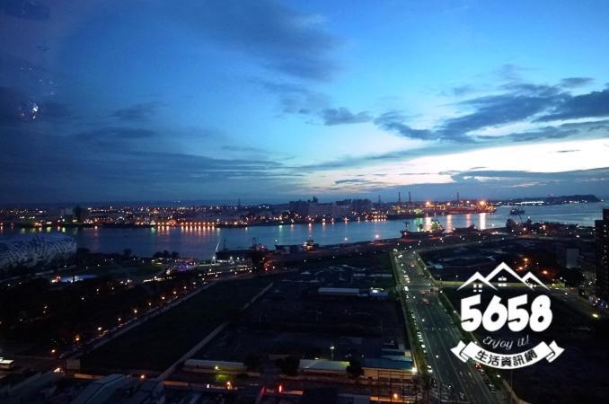 85旅行家 Apartment Kaohsiung Exterior foto